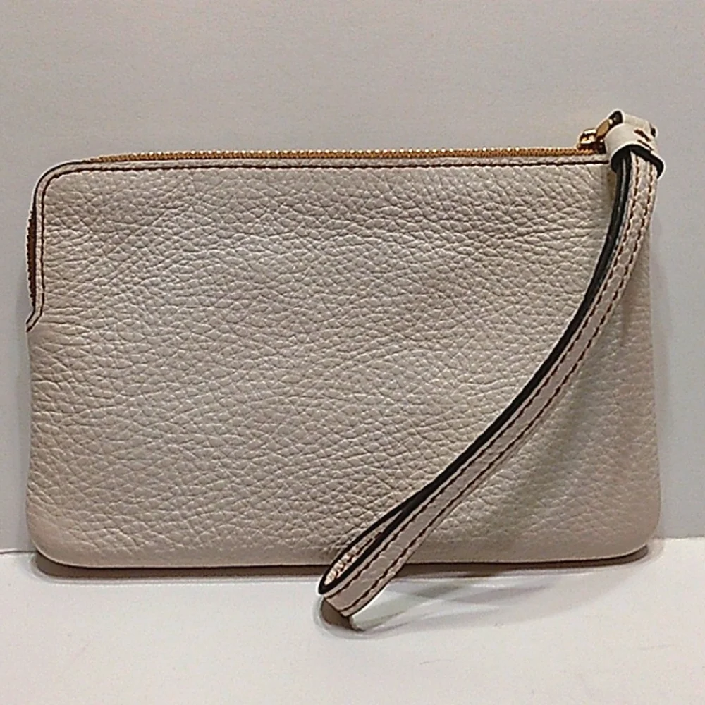 Brand New~Limited Edition COACH Leather Corner Zip Rainbow Roller Skate Wristlet - Picture 12 of 14